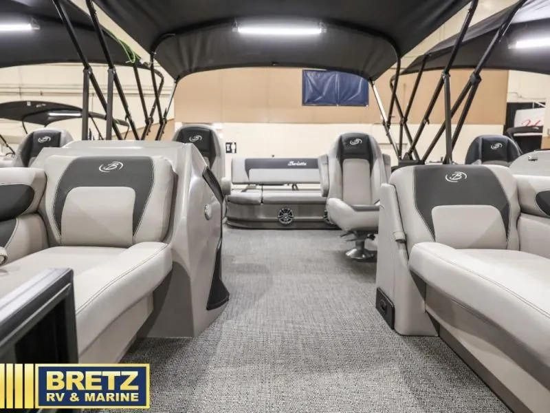 Slide: The Image of Aria A22UC 2026 - 14