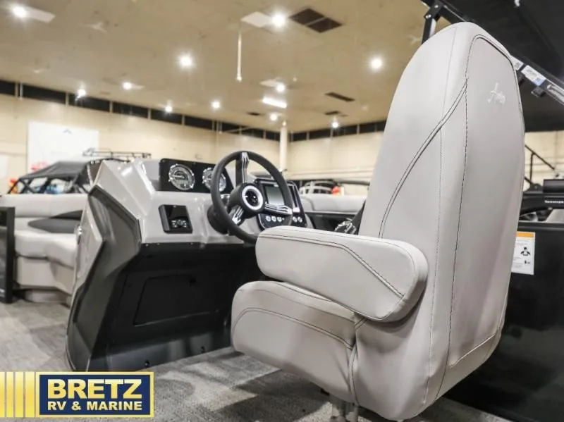 Slide: The Image of Aria A22UC 2026 - 19