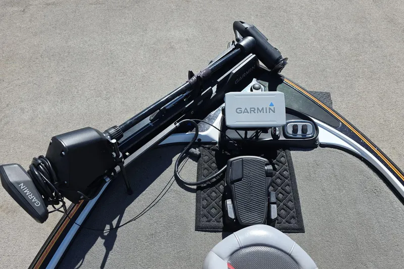 Slide: The Image of 2011 Nitro Z-8 boat with Garmin trolling motor and navigation system. - 6