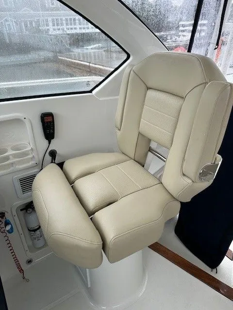 Slide: The Image of Pursuit OS 325 Offshore 2022 - 11