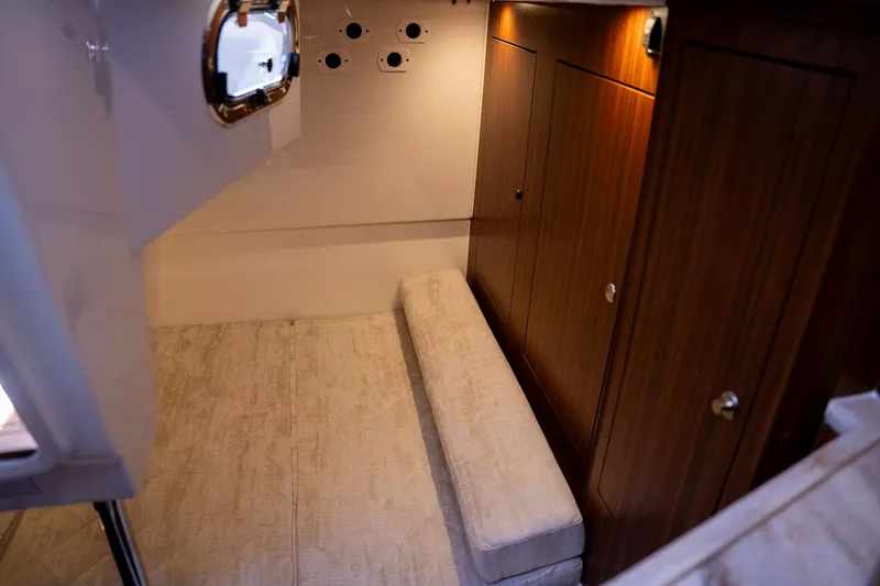 Slide: The Image of Pursuit OS 325 Offshore 2022 - 22