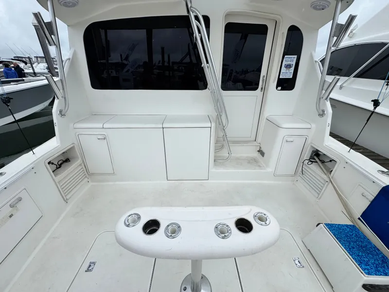 Slide: The Image of Ocean Yachts 43 Super Sport 2000 - 24