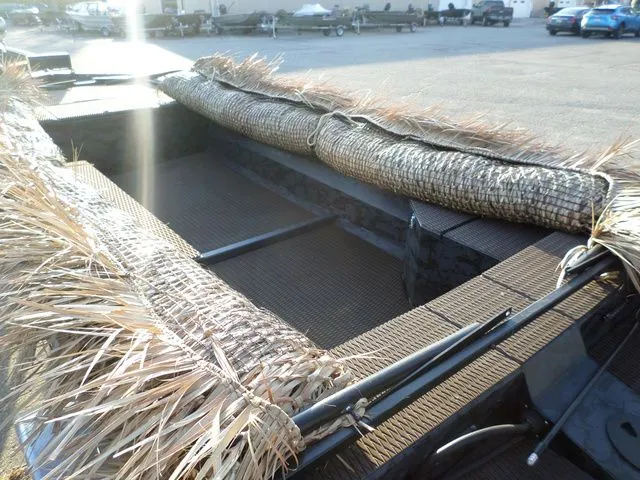 Slide: The Image of Gator-Tail 1860 Extreme 2026 - 5