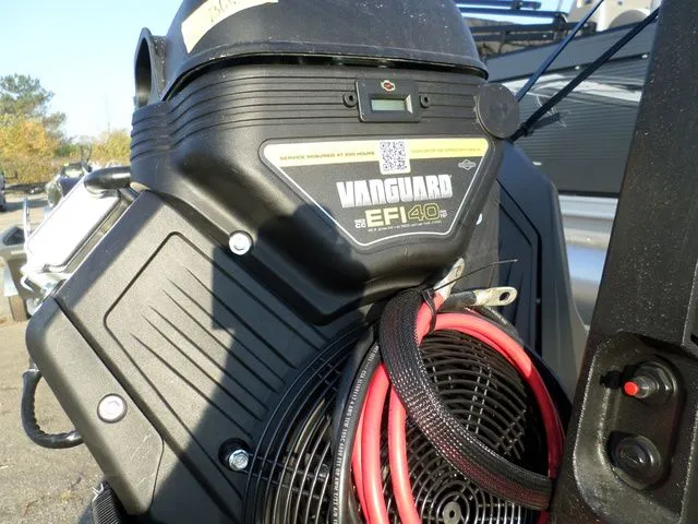 Slide: The Image of Gator-Tail 1750 Savage Mid deck 2026 - 6