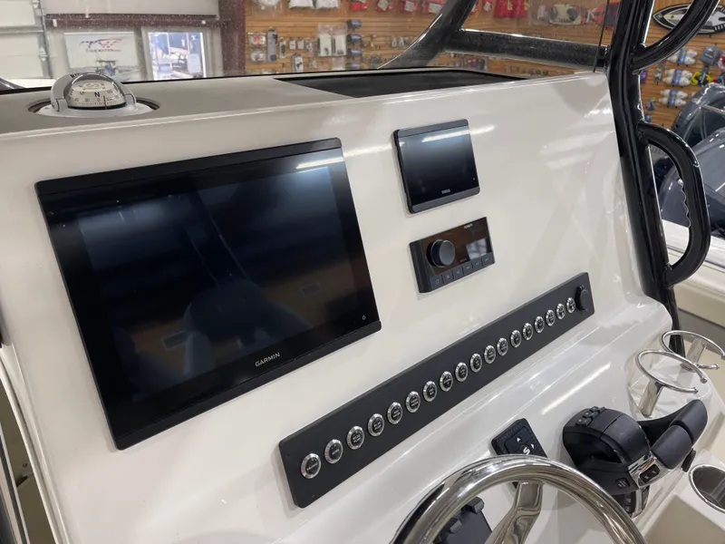 Slide: The Image of Key West 260 Center Console 2025 - 13