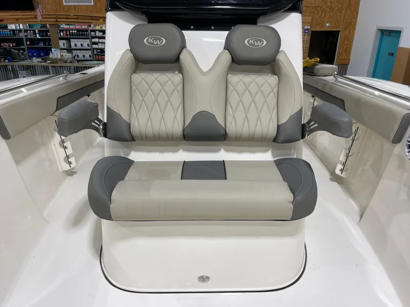 Slide: The Image of Key West 260 Center Console 2025 - 19