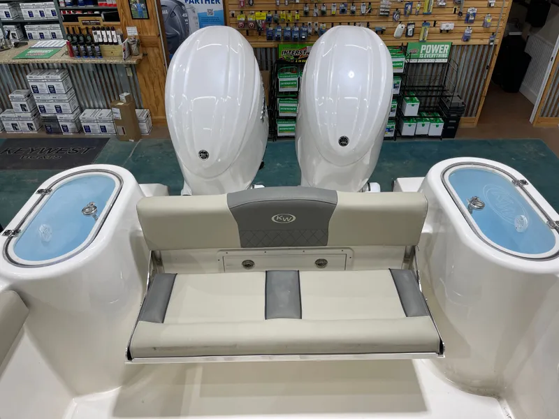 Slide: The Image of Key West 260 Center Console 2025 - 23
