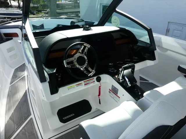 Slide: The Image of Monterey Elite 30 OB 2026 - 15