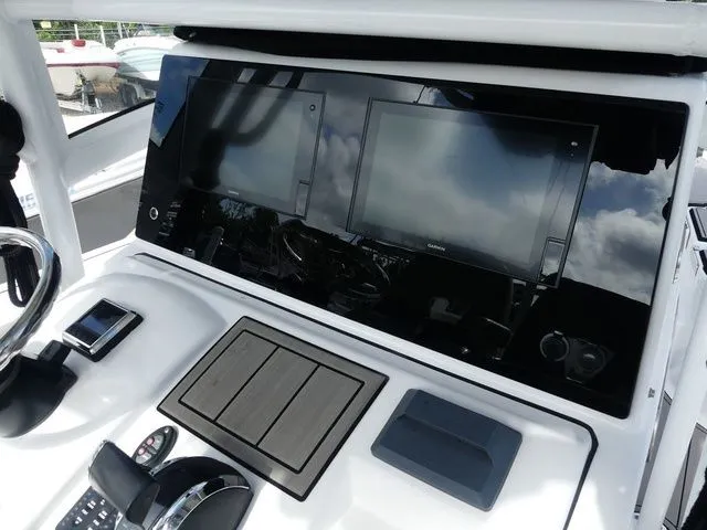 Slide: The Image of Sportsman Masters 267 Bay Boat 2021 - 18