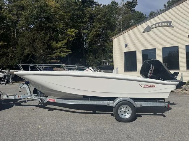 Slide: The Image of Boston Whaler 16- SUPER SPORT 2026 - 2