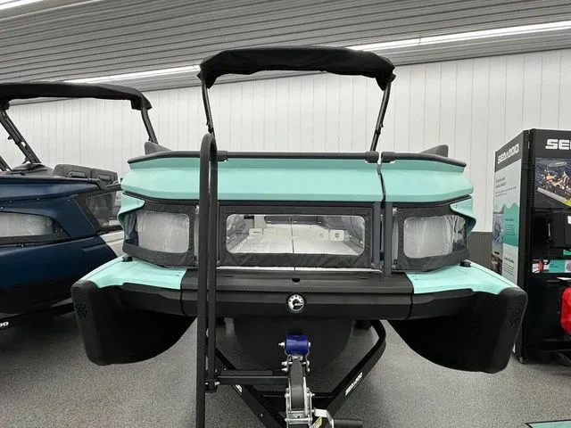 Slide: The Image of Sea-Doo Switch Cruise 18 2026 - 2