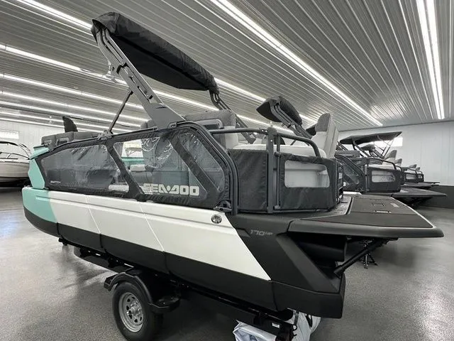 Slide: The Image of Sea-Doo Switch Cruise 18 2026 - 5