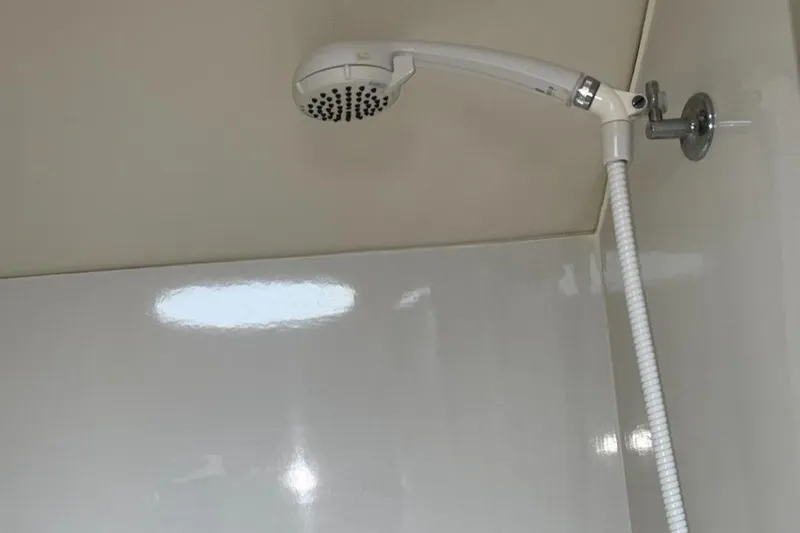 Slide: The Image of Showerhead in the bathroom of a 1999 Bayliner 3388 Motoryacht. - 44