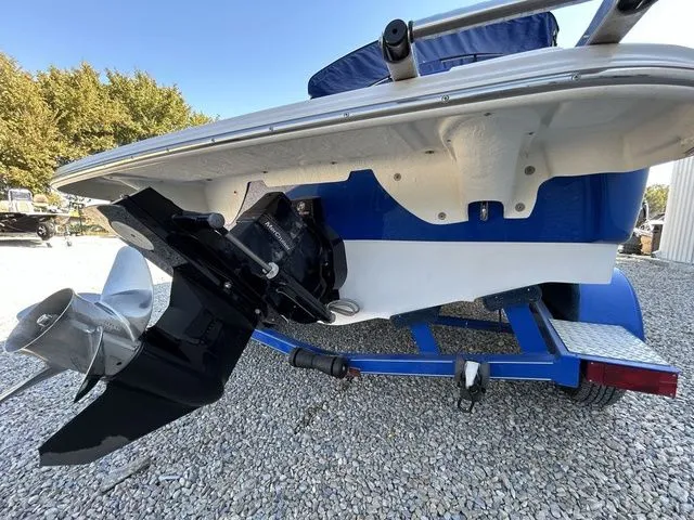 Slide: The Image of Glastron GT 205 2012 - 15