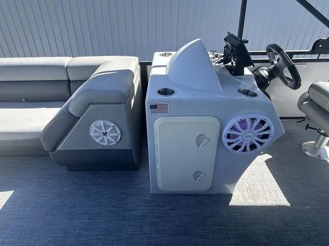 Slide: The Image of Massimo P23 MAX 2021 - 13