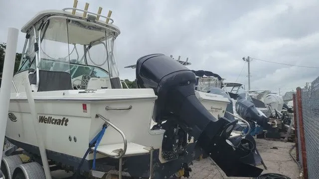 Slide: The Image of Wellcraft 22 Tournament Walkaround 2000 - 4