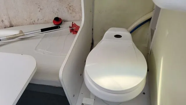 Slide: The Image of Wellcraft 22 Tournament Walkaround 2000 - 9