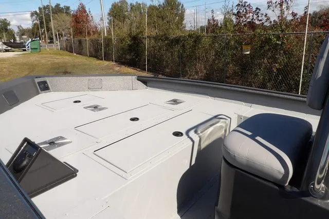 Slide: The Image of SeaArk SHADOW 20T ELITE CC 2024 - 6