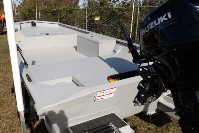 Slide: The Image of SeaArk 1660 MVT 2024 - 8