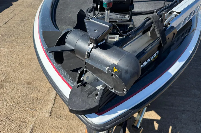 Slide: The Image of 2011 Skeeter ZX250 boat with Minn Kota trolling motor on deck. - 73