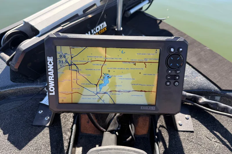 Slide: The Image of Lowrance GPS on 2011 Skeeter ZX250 boat displaying a detailed lake map. - 87