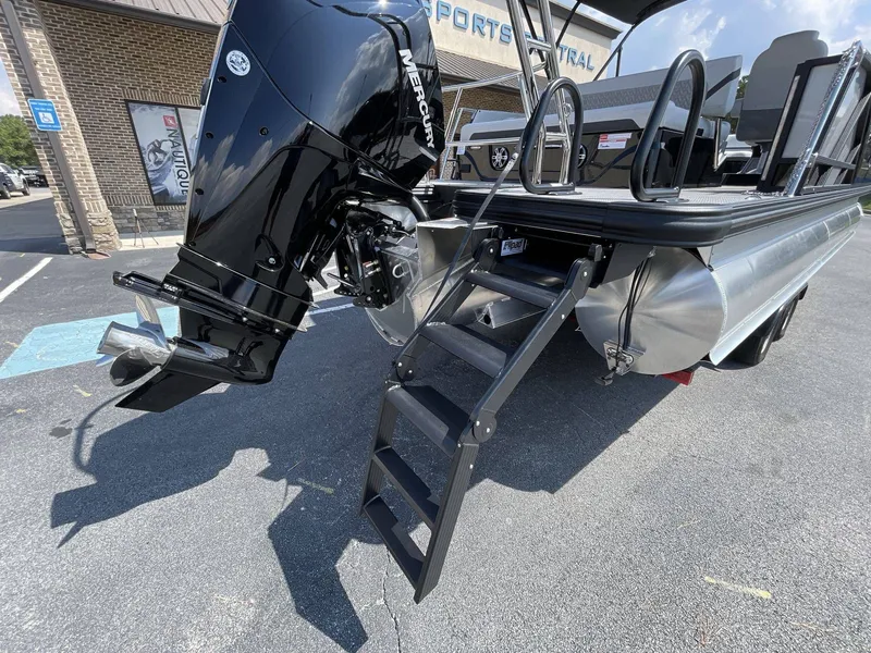 Slide: The Image of Crest Caribbean 250SLS 2026 - 16