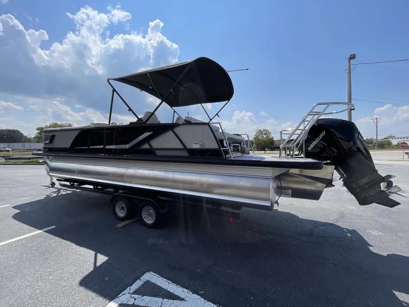 Slide: The Image of Crest Caribbean 250SLS 2026 - 3