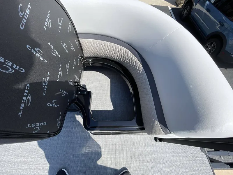 Slide: The Image of Crest Caribbean 250SLS 2026 - 37