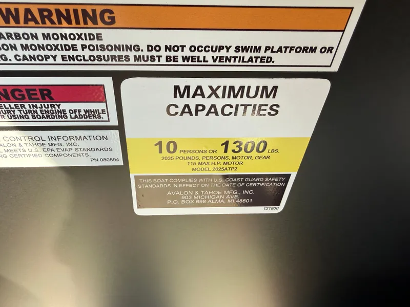 Slide: The Image of Tahoe Sport 2180 Swingback (VRB) & Honda 4-Stroke EFI 2026 - 18