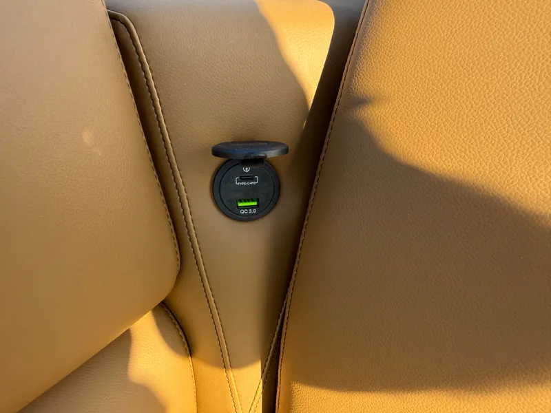 Slide: The Image of Tahoe Sport 2180 Swingback (VRB) & Honda 4-Stroke EFI 2026 - 32