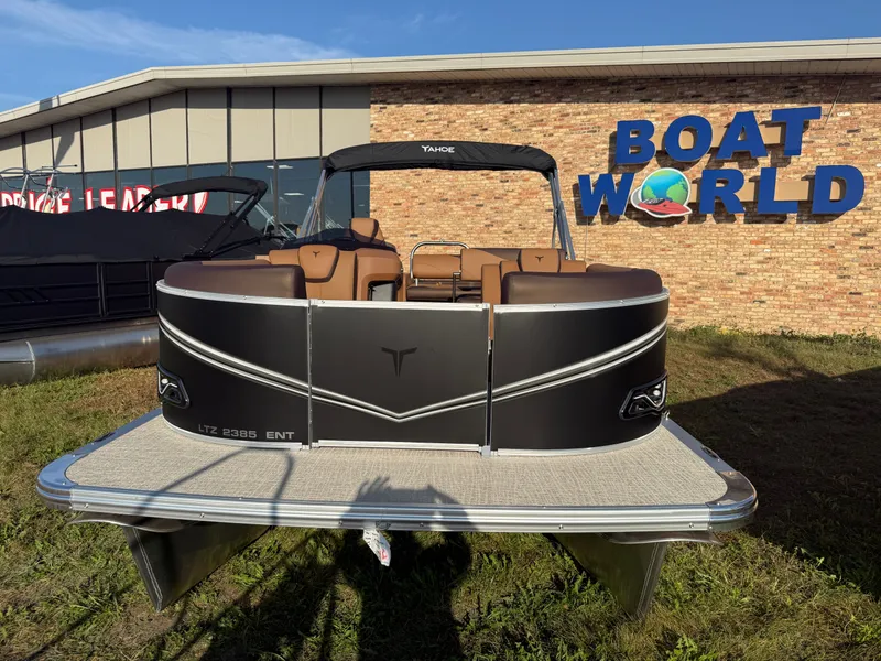 Slide: The Image of Tahoe LTZ 2385 Swingback (VRB) & Honda 4-Stroke EFI 2026 - 35