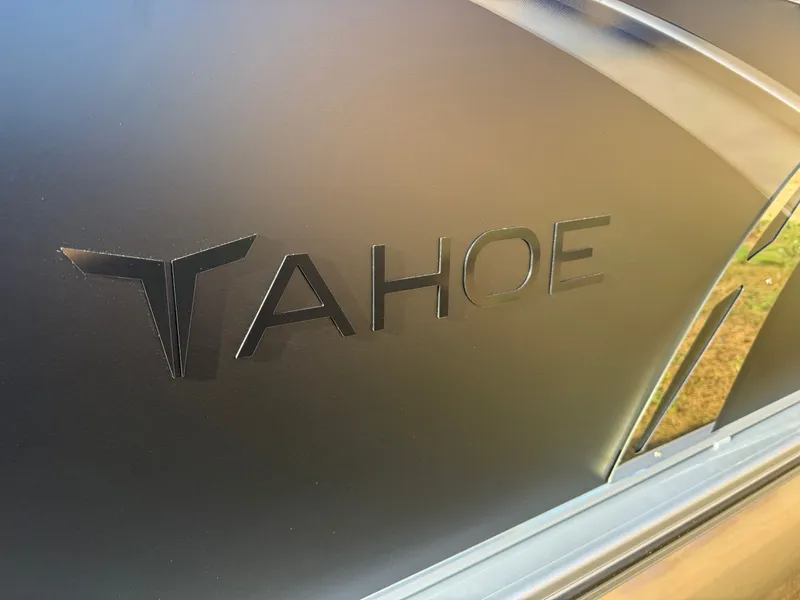 Slide: The Image of Tahoe LTZ 2385 Swingback (VRB) & Honda 4-Stroke EFI 2026 - 40