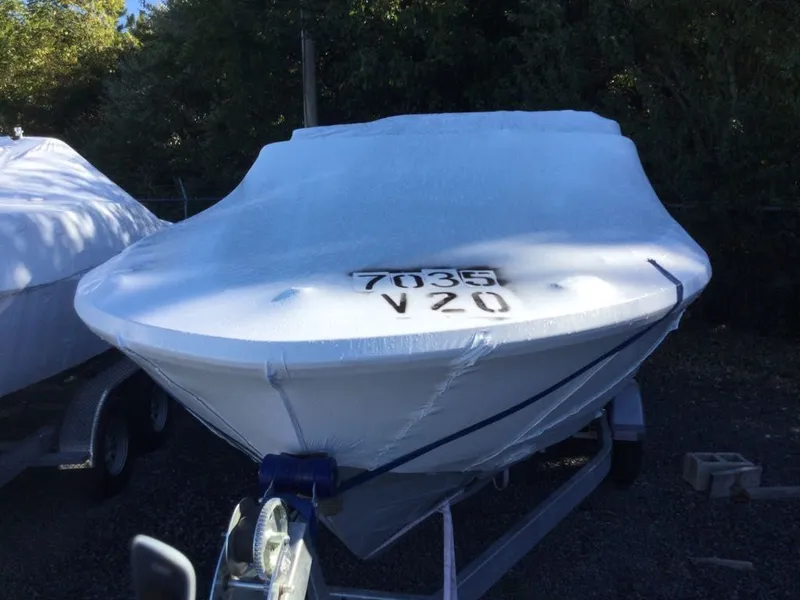 The Image of Bayliner V20 OB 2026 - 1