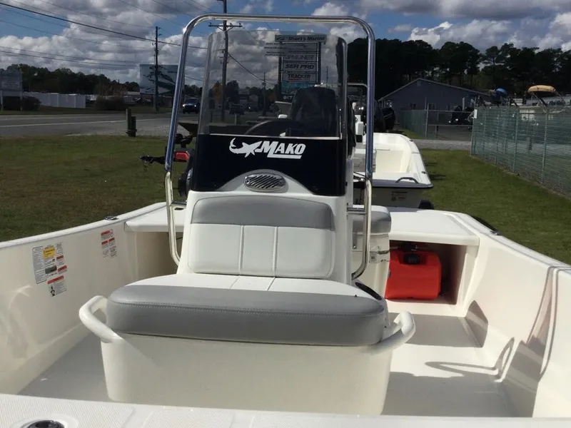 Slide: The Image of Mako Pro Skiff 17cc 2026 - 14