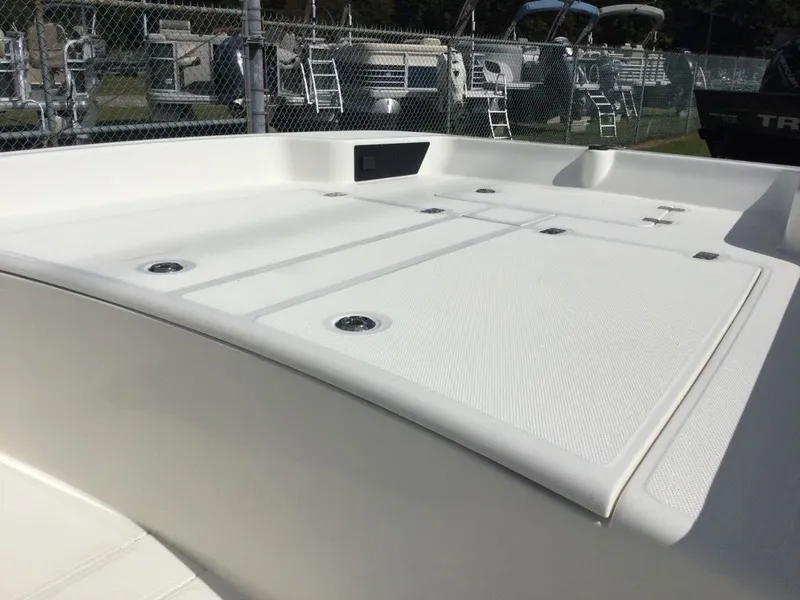 Slide: The Image of Mako Pro Skiff 17cc 2026 - 8