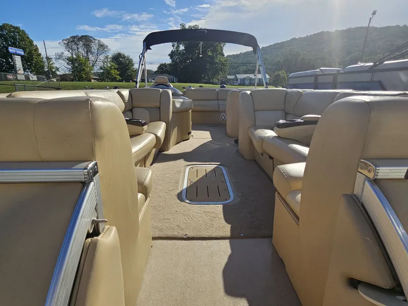 Slide: The Image of Bennington 2575 QXI 2009 - 12