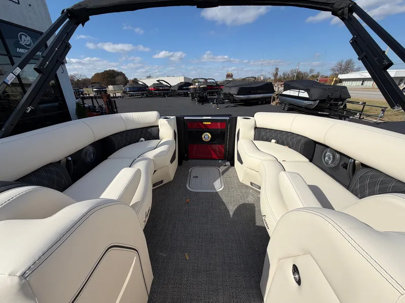 Slide: The Image of Barletta L25UE 2026 - 20