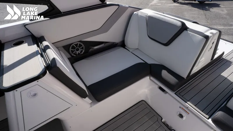 Slide: The Image of Yamaha 252SD 2023 - 14