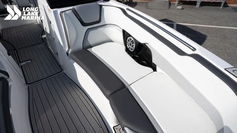 Slide: The Image of Yamaha 252SD 2023 - 22