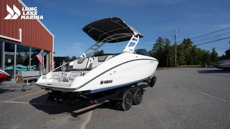 Slide: The Image of Yamaha 252SD 2023 - 8