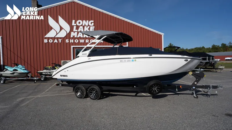 Slide: The Image of Yamaha 252SD 2023 - 9