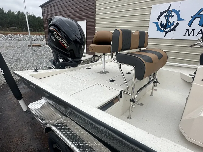 Slide: The Image of Xpress H22B Bay 2026 - 6