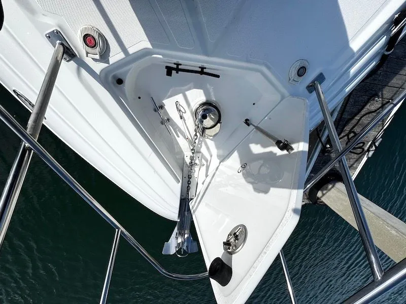 Slide: The Image of Cruisers Yachts 35 2019 - 20