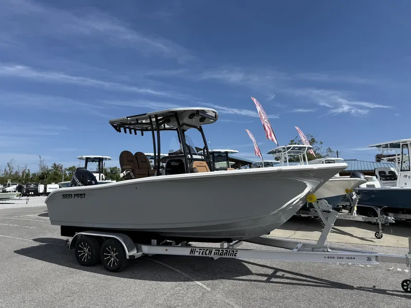 The Image of Sea Pro 222 Center Console 2026 - 1