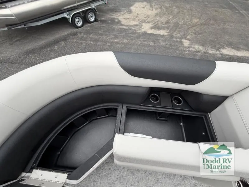 Slide: The Image of LE Series 224CR 2026 - 11