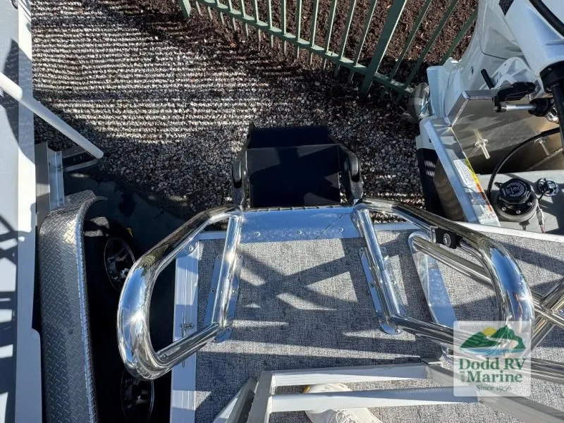 Slide: The Image of LE Series 224UL 2026 - 26