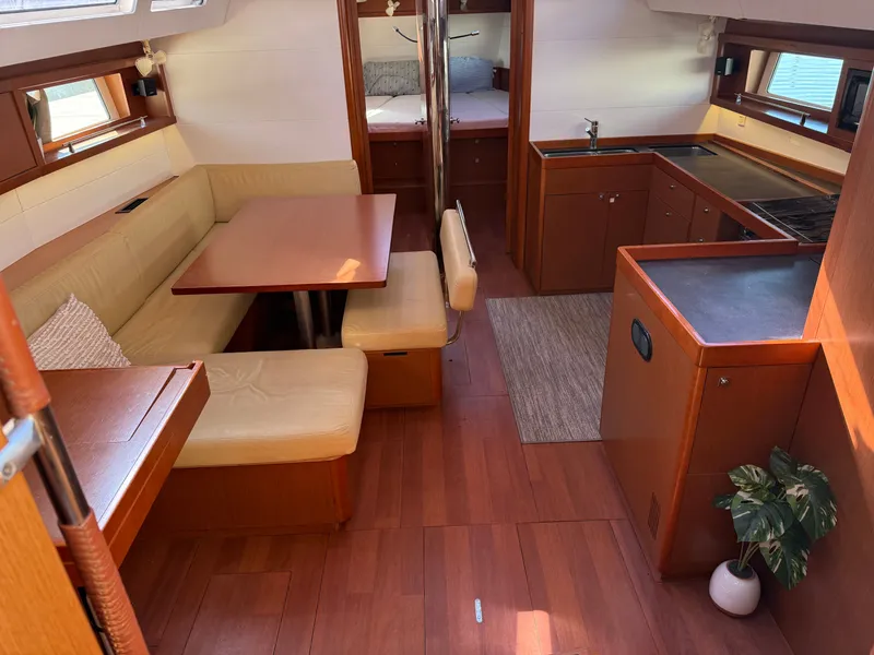 Slide: The Image of Beneteau Oceanis 48 2016 - 15