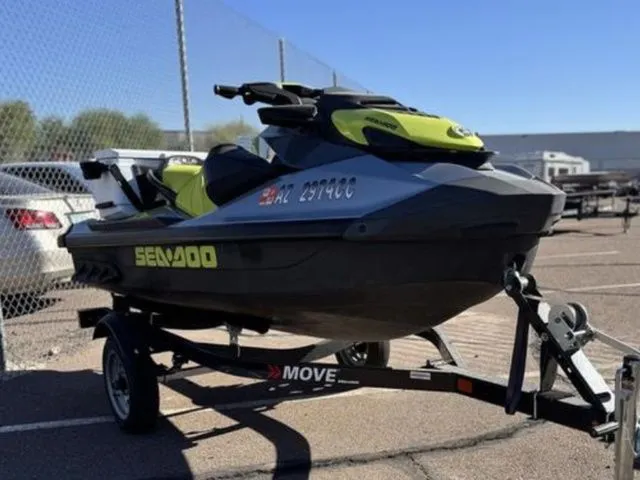 Slide: The Image of Sea-Doo GTI SE 130 2021 - 3
