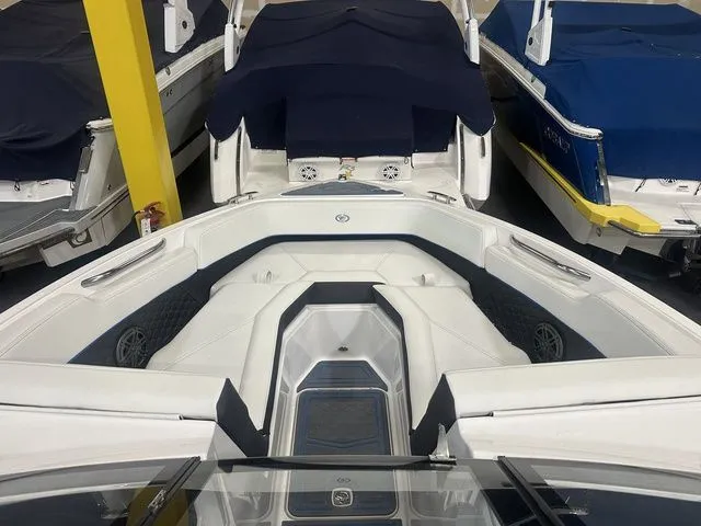 Slide: The Image of Cobalt R4 Surf 2026 - 6