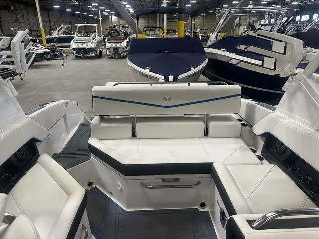 Slide: The Image of Cobalt R4 Surf 2026 - 8